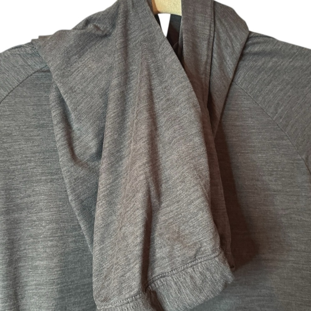Hurley Men’s Long Sleeved Dark Gray Size L Logo Spandex Workout Athletic Hoodie - Picture 7 of 7